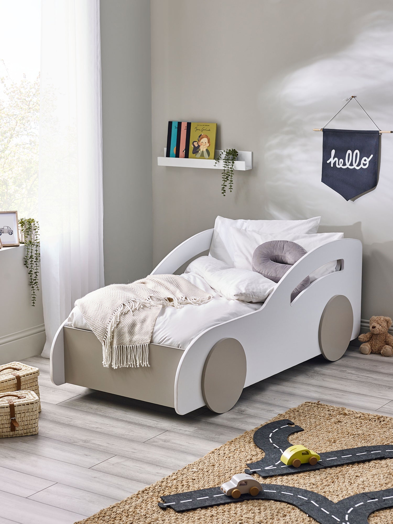 Julian Bowen Atlantis Car Bed - White