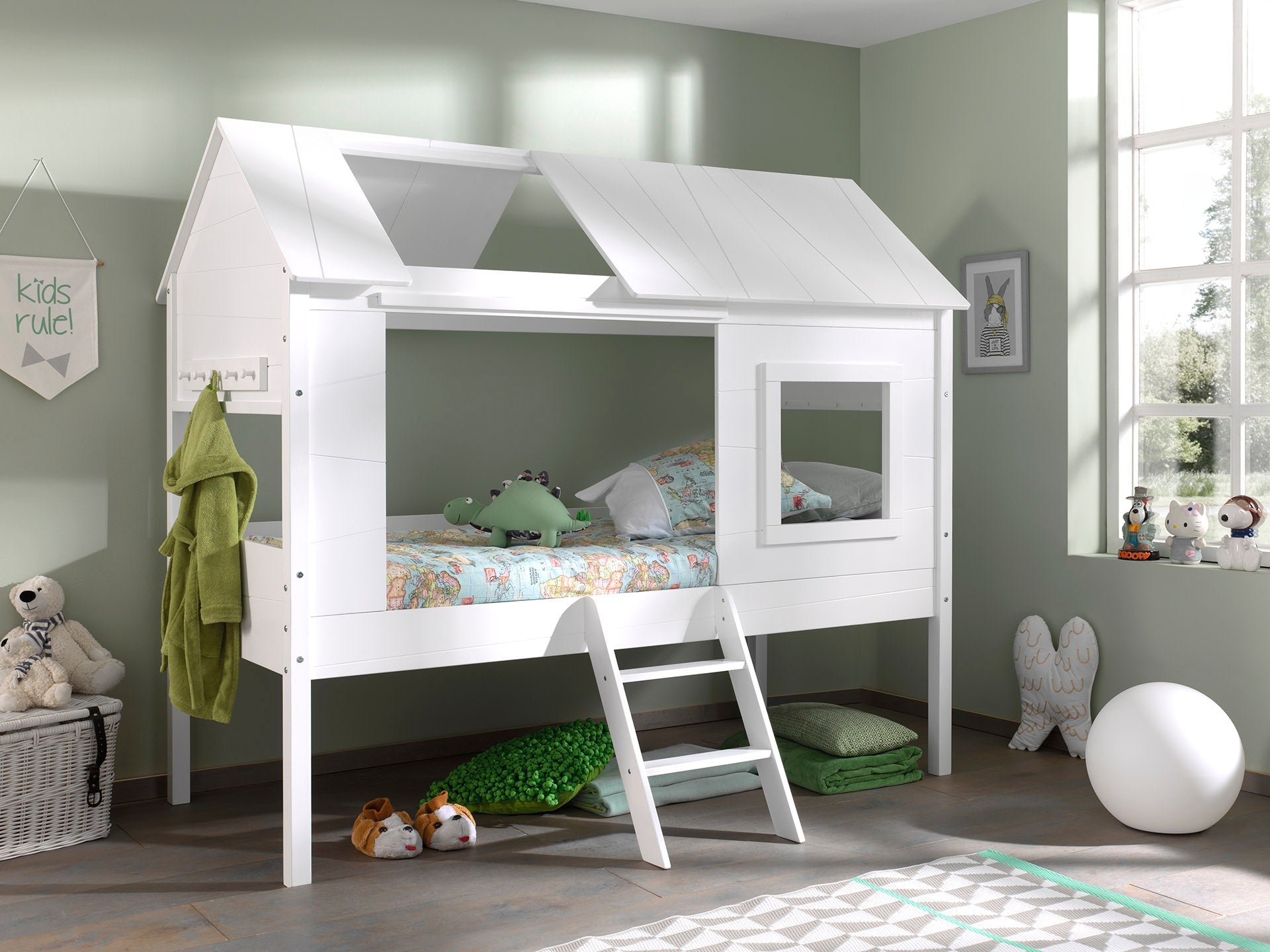 Vipack Charlotte Kids Treehouse Bed With Slatted Frame - White