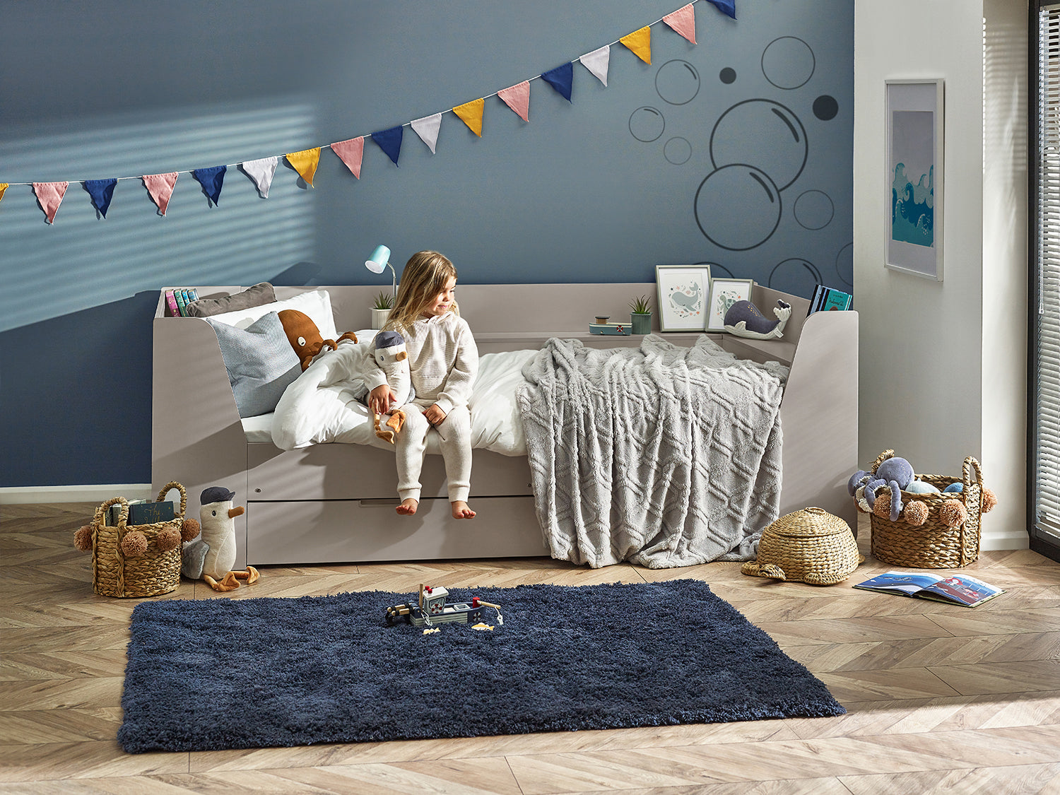 Julian Bowen Cyclone Daybed - Taupe