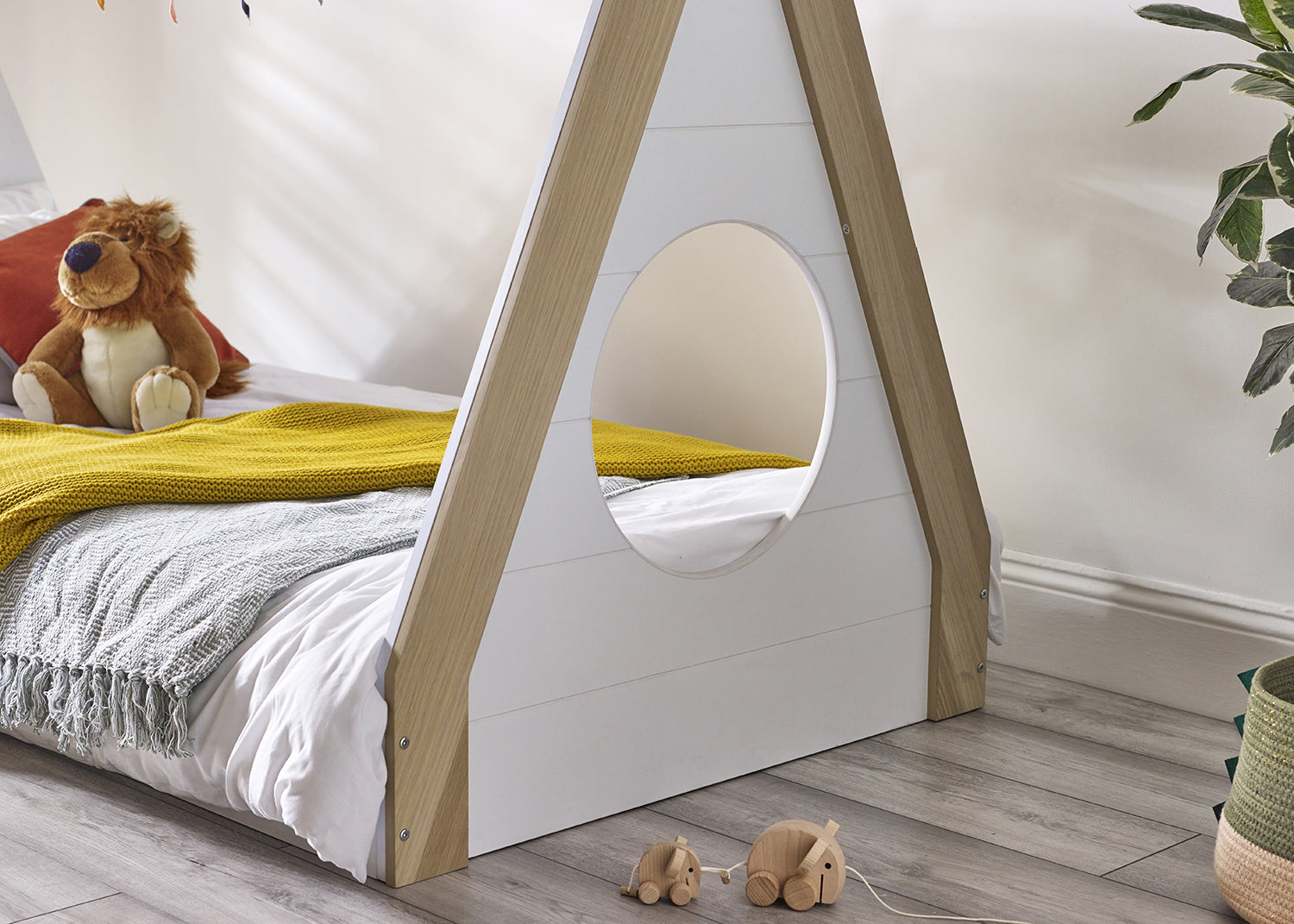 Julian Bowen Festival Tent Bed - White