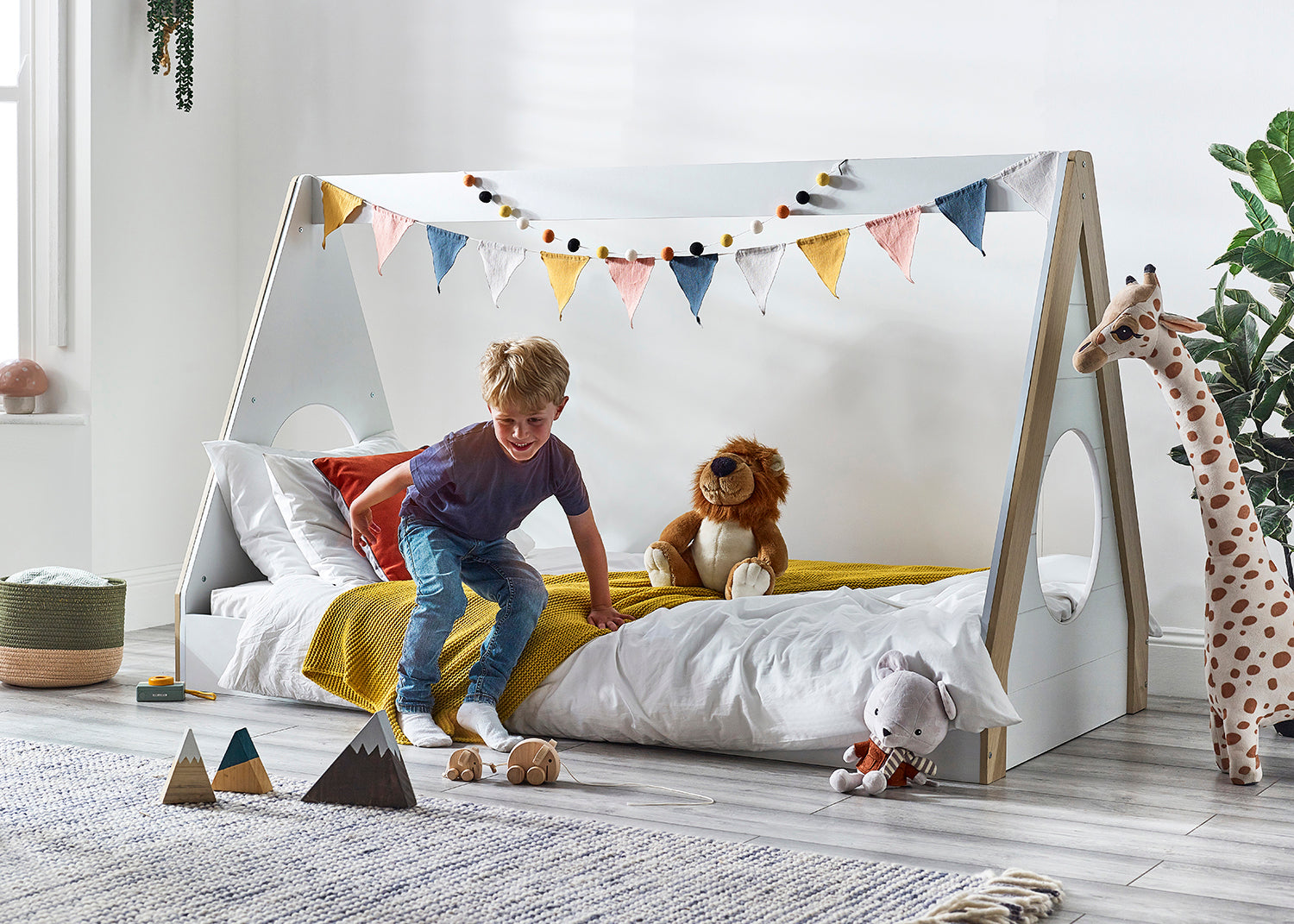 Julian Bowen Festival Tent Bed - White