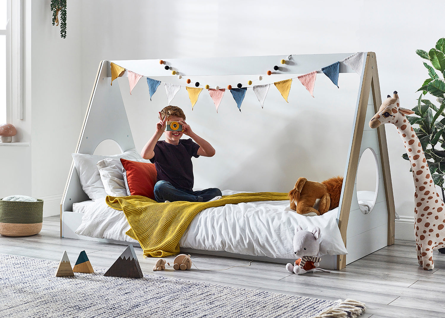 Julian Bowen Festival Tent Bed - White