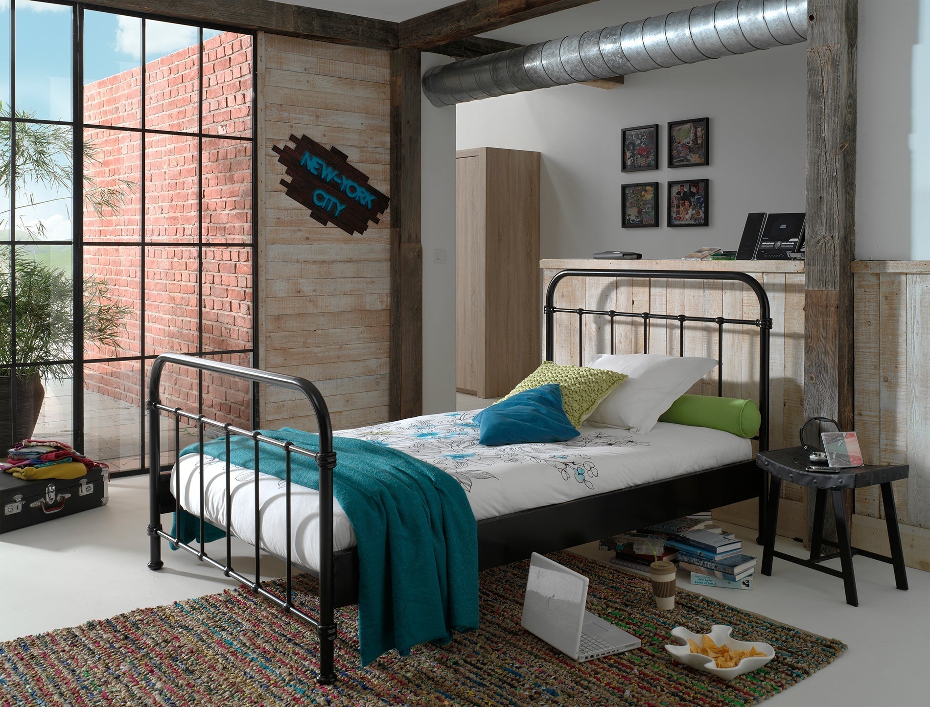 Vipack New York Kids Double Bed 120cm x 200cm - Black