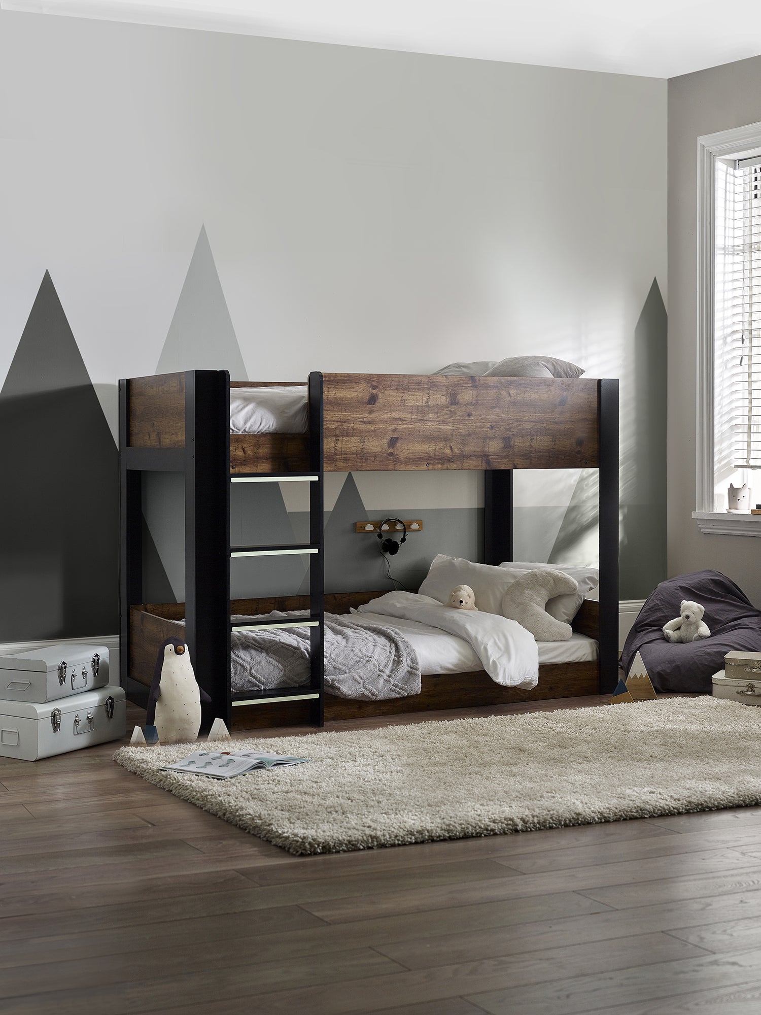 Julian Bowen Solomon Bunk Bed - Rustic And Black