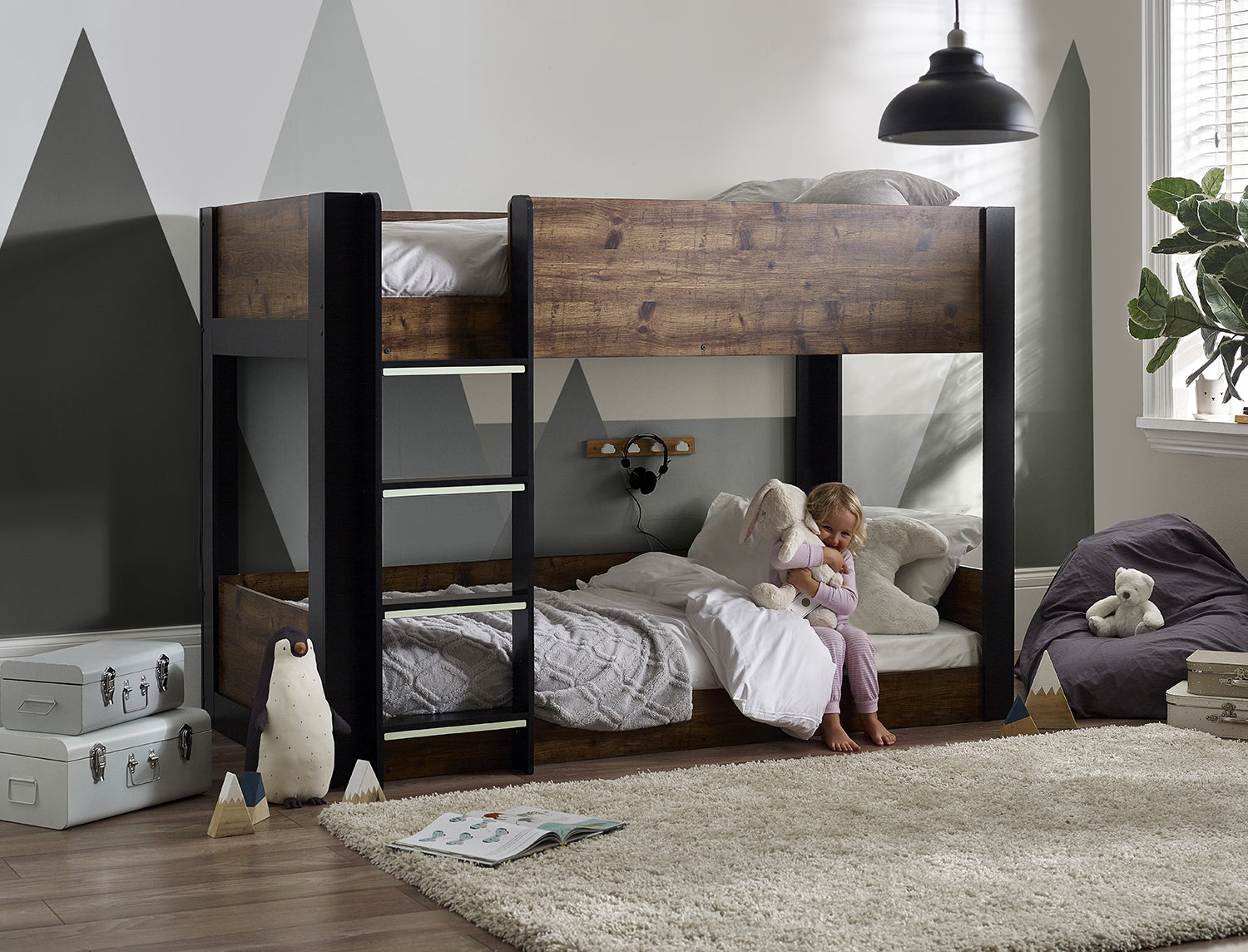 Julian Bowen Solomon Bunk Bed - Rustic And Black