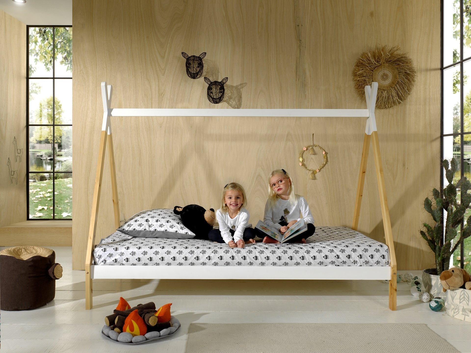 Vipack Tipi LP Kids Bed - Natural & White