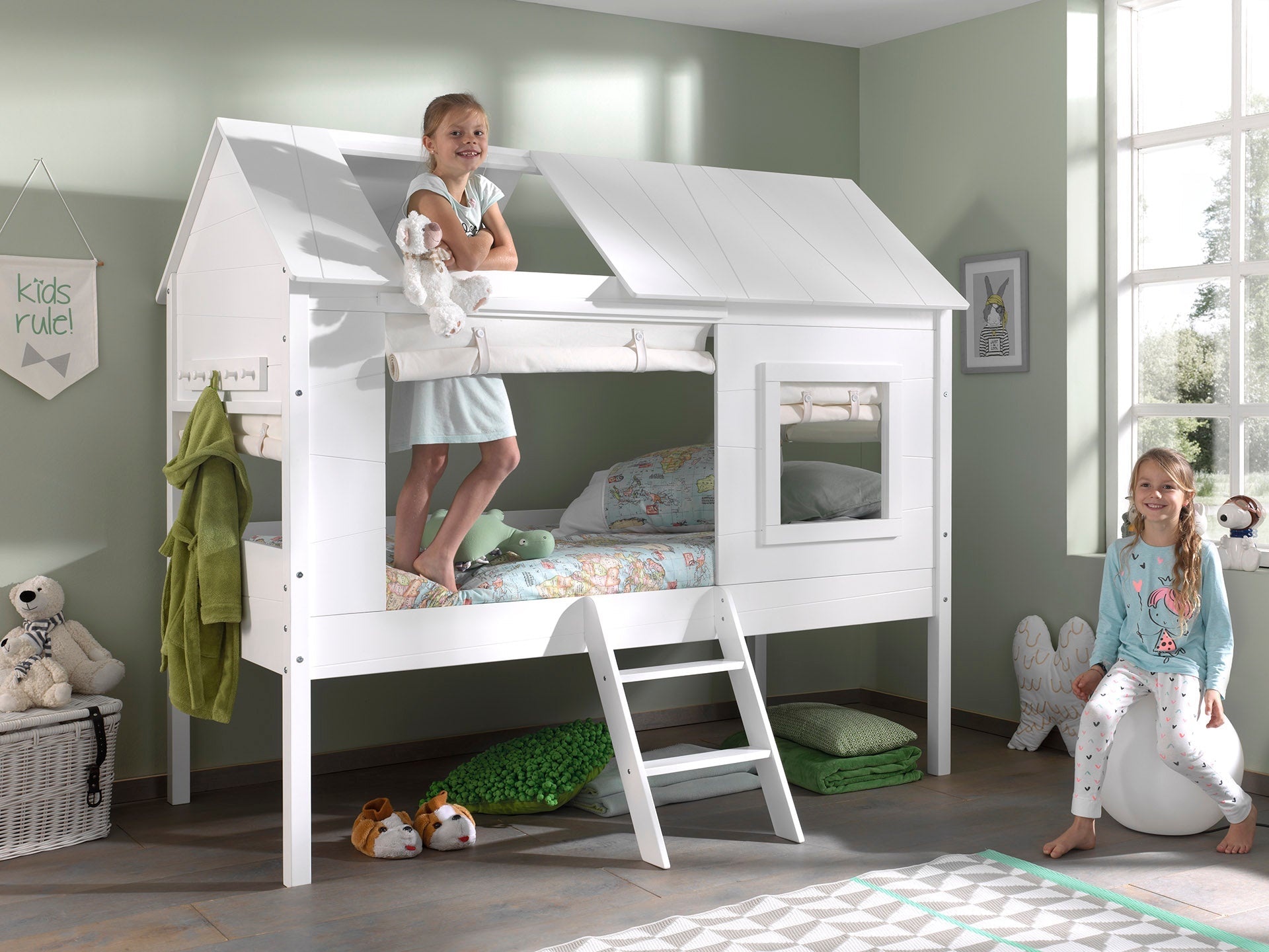 Vipack Charlotte Kids Treehouse Bed - White