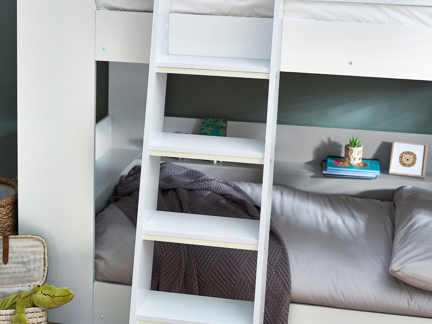 Julian Bowen Parsec Bunk Bed - White